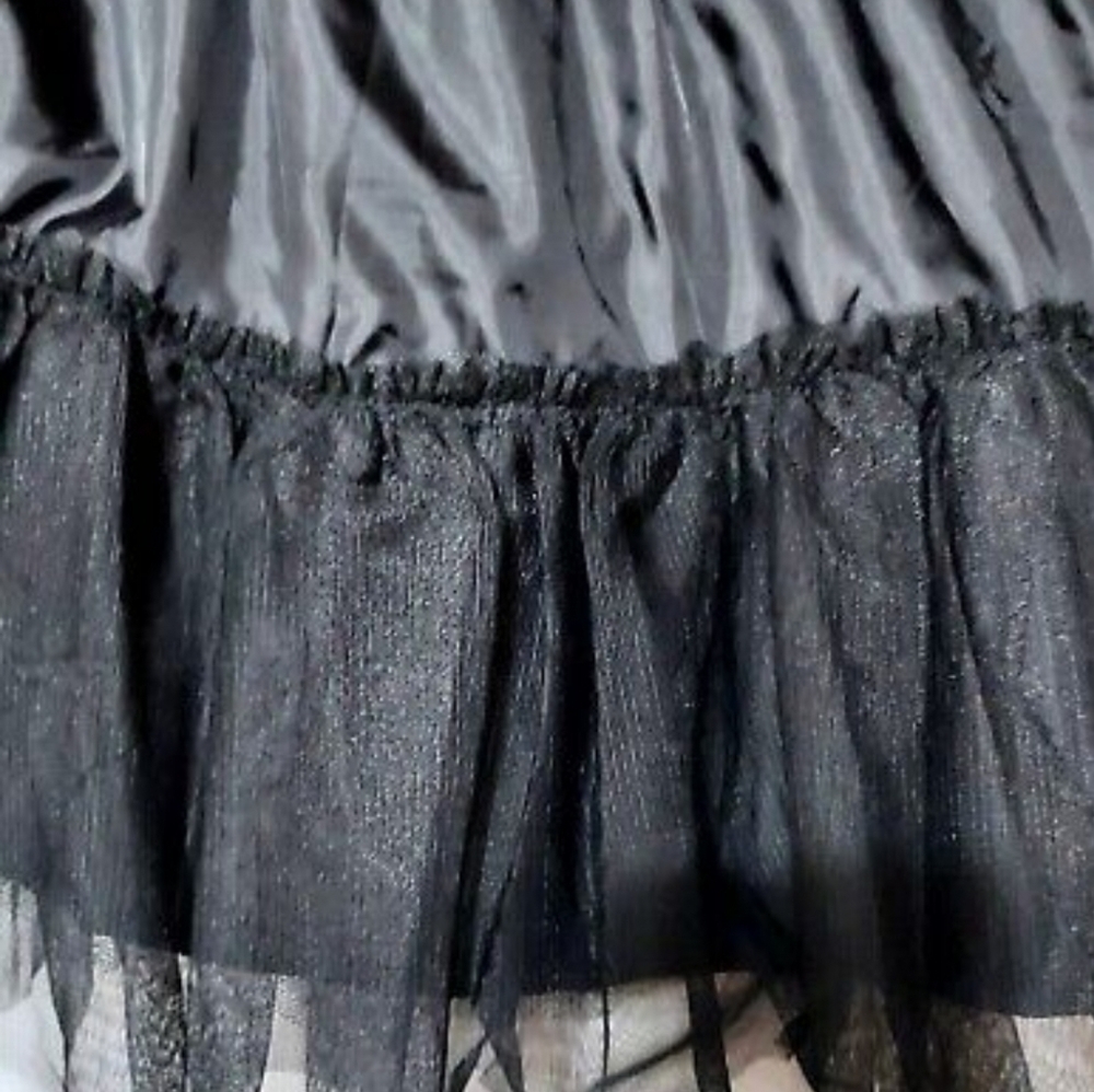 *NWOT* Girl's Cat & Jack tulle Dress Black Velvet Red Plaid - Picture 8 of 9